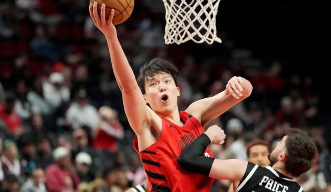 尼克斯成杨瀚森潜在下家？美记建议尝试报价，看好其对抗与组织潜力